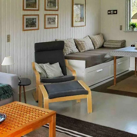 Holiday Stroby Semesterbostad