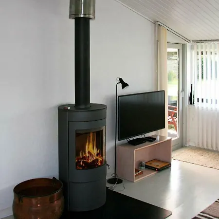 Holiday Stroby Semesterbostad